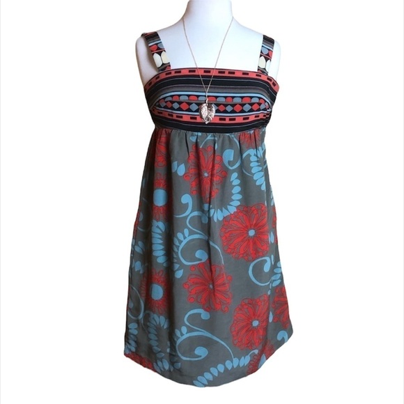 BCBGMaxAzria Dresses & Skirts - BCBG MaxAzria, floral/geo pattern dress,EUC